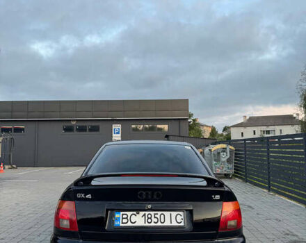 Чорний Ауді А4, об'ємом двигуна 1.78 л та пробігом 289 тис. км за 2800 $, фото 3 на Automoto.ua