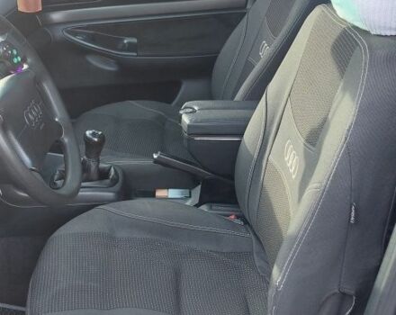 Черный Ауди А4, объемом двигателя 1.6 л и пробегом 276 тыс. км за 3500 $, фото 8 на Automoto.ua