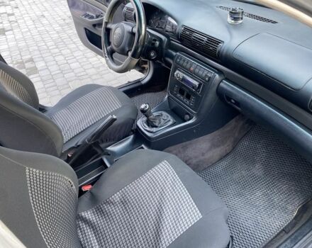 Чорний Ауді А4, об'ємом двигуна 2.6 л та пробігом 250 тис. км за 3000 $, фото 9 на Automoto.ua