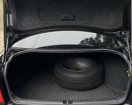 Чорний Ауді А4, об'ємом двигуна 1.8 л та пробігом 252 тис. км за 3800 $, фото 13 на Automoto.ua