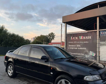 Чорний Ауді А4, об'ємом двигуна 1.78 л та пробігом 289 тис. км за 2800 $, фото 1 на Automoto.ua