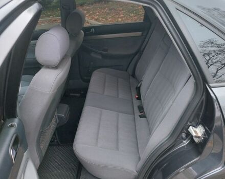 Черный Ауди А4, объемом двигателя 1.8 л и пробегом 413 тыс. км за 3600 $, фото 4 на Automoto.ua