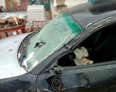 Черный Ауди А4, объемом двигателя 2.8 л и пробегом 300 тыс. км за 1200 $, фото 5 на Automoto.ua