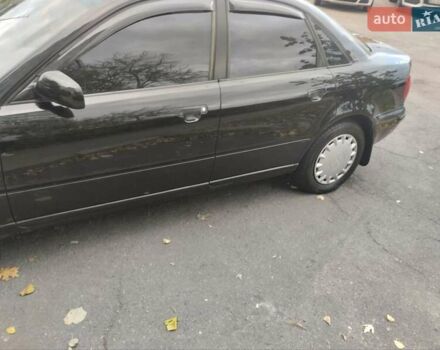 Черный Ауди А4, объемом двигателя 1.8 л и пробегом 370 тыс. км за 3000 $, фото 6 на Automoto.ua