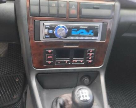 Черный Ауди А4, объемом двигателя 1.8 л и пробегом 370 тыс. км за 3000 $, фото 18 на Automoto.ua