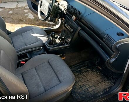 Черный Ауди А4, объемом двигателя 1.6 л и пробегом 0 тыс. км за 2200 $, фото 1 на Automoto.ua