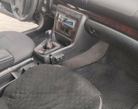 Черный Ауди А4, объемом двигателя 1.8 л и пробегом 370 тыс. км за 3000 $, фото 21 на Automoto.ua