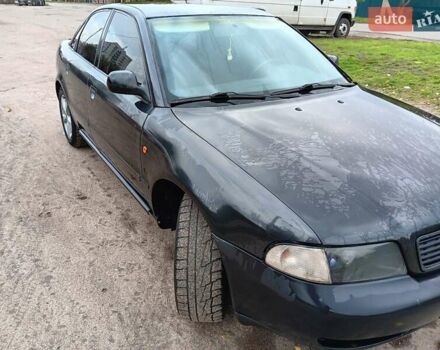 Чорний Ауді А4, об'ємом двигуна 1.8 л та пробігом 500 тис. км за 3199 $, фото 4 на Automoto.ua