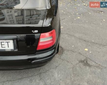 Черный Ауди А4, объемом двигателя 1.8 л и пробегом 370 тыс. км за 3000 $, фото 11 на Automoto.ua