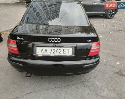 Черный Ауди А4, объемом двигателя 1.8 л и пробегом 370 тыс. км за 3000 $, фото 2 на Automoto.ua