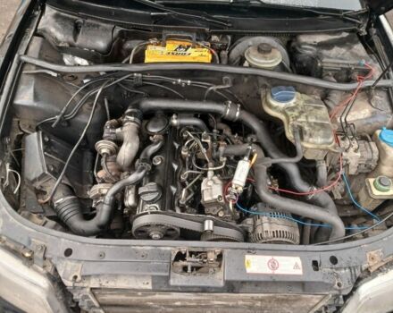 Черный Ауди А4, объемом двигателя 0 л и пробегом 111 тыс. км за 600 $, фото 4 на Automoto.ua