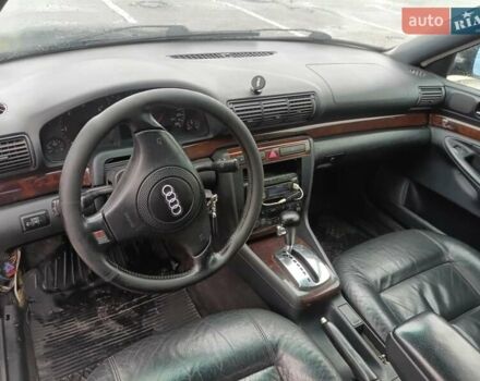 Черный Ауди А4, объемом двигателя 1.8 л и пробегом 100 тыс. км за 3500 $, фото 20 на Automoto.ua