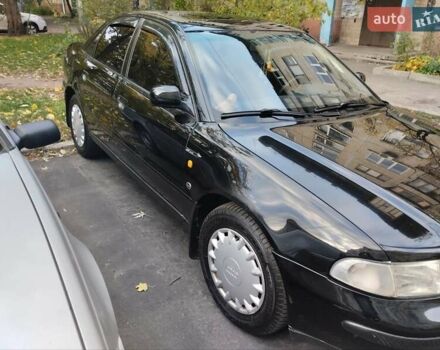 Черный Ауди А4, объемом двигателя 1.8 л и пробегом 370 тыс. км за 3000 $, фото 3 на Automoto.ua