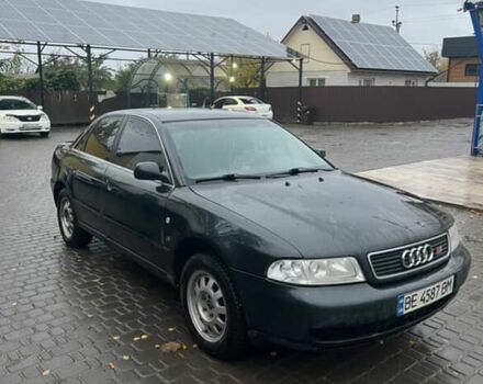 Черный Ауди А4, объемом двигателя 2.6 л и пробегом 330 тыс. км за 2700 $, фото 3 на Automoto.ua