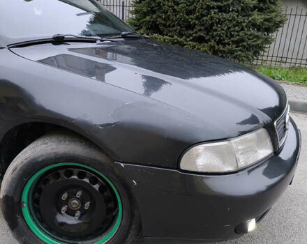 Черный Ауди А4, объемом двигателя 1.9 л и пробегом 332 тыс. км за 3500 $, фото 2 на Automoto.ua