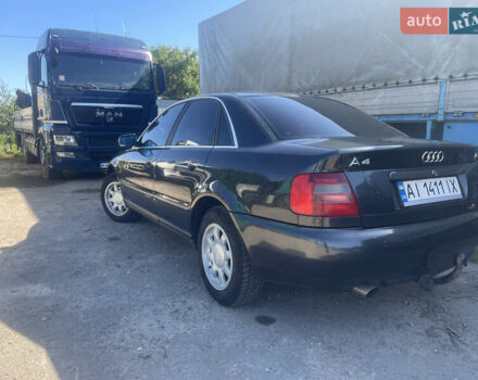 Черный Ауди А4, объемом двигателя 1.8 л и пробегом 285 тыс. км за 4500 $, фото 5 на Automoto.ua
