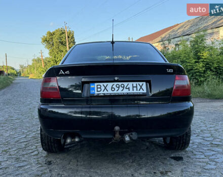 Черный Ауди А4, объемом двигателя 1.78 л и пробегом 300 тыс. км за 2600 $, фото 5 на Automoto.ua