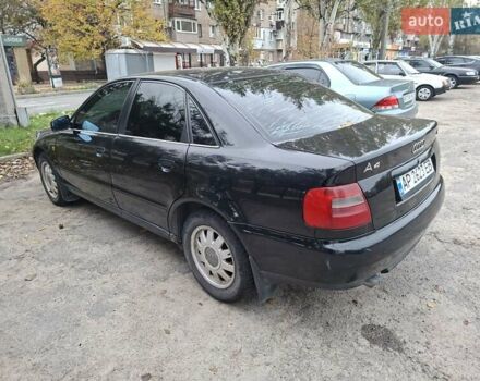 Черный Ауди А4, объемом двигателя 1.6 л и пробегом 330 тыс. км за 2750 $, фото 1 на Automoto.ua
