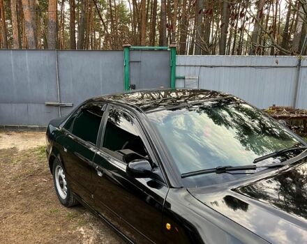 Черный Ауди А4, объемом двигателя 1.8 л и пробегом 402 тыс. км за 3800 $, фото 2 на Automoto.ua