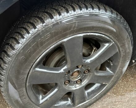 Черный Ауди А4, объемом двигателя 1.9 л и пробегом 200 тыс. км за 1450 $, фото 4 на Automoto.ua