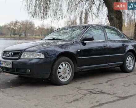 Черный Ауди А4, объемом двигателя 1.6 л и пробегом 318 тыс. км за 4000 $, фото 2 на Automoto.ua