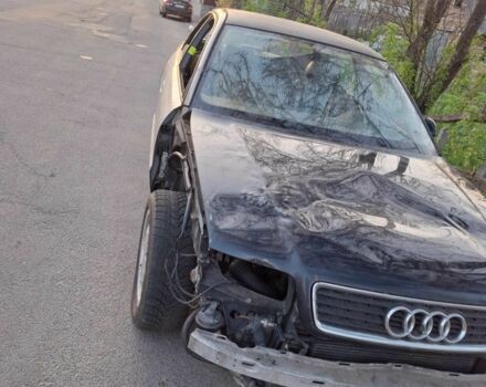 Чорний Ауді А4, об'ємом двигуна 1.9 л та пробігом 300 тис. км за 35000 $, фото 1 на Automoto.ua