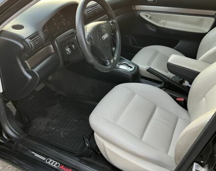 Чорний Ауді А4, об'ємом двигуна 1.8 л та пробігом 258 тис. км за 4800 $, фото 7 на Automoto.ua