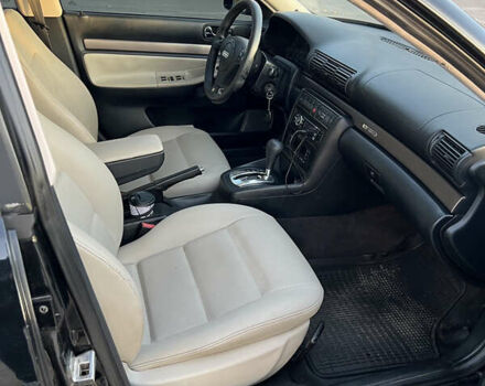 Черный Ауди А4, объемом двигателя 1.78 л и пробегом 258 тыс. км за 4800 $, фото 12 на Automoto.ua