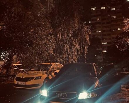 Чорний Ауді А4, об'ємом двигуна 2.5 л та пробігом 429 тис. км за 3800 $, фото 2 на Automoto.ua