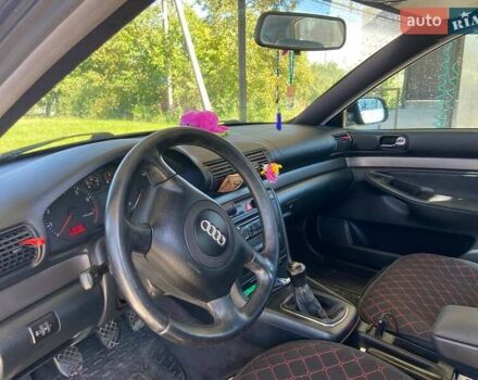 Чорний Ауді А4, об'ємом двигуна 1.6 л та пробігом 288 тис. км за 4200 $, фото 16 на Automoto.ua