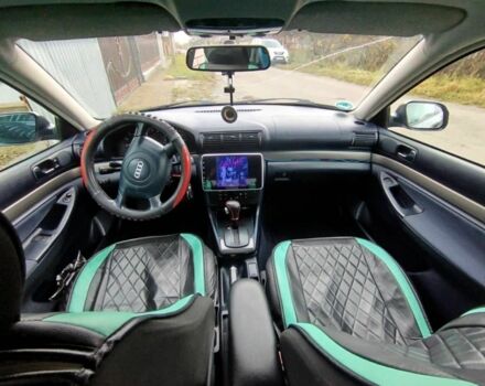 Черный Ауди А4, объемом двигателя 1.8 л и пробегом 236 тыс. км за 3213 $, фото 1 на Automoto.ua