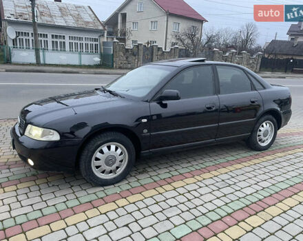 Чорний Ауді А4, об'ємом двигуна 1.6 л та пробігом 378 тис. км за 3200 $, фото 1 на Automoto.ua