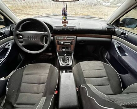 Черный Ауди А4, объемом двигателя 1.9 л и пробегом 300 тыс. км за 1200 $, фото 7 на Automoto.ua