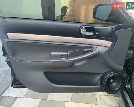Чорний Ауді А4, об'ємом двигуна 1.6 л та пробігом 296 тис. км за 4150 $, фото 9 на Automoto.ua