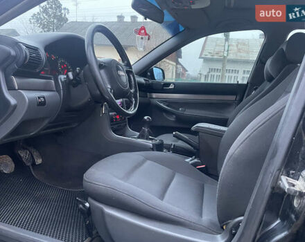Чорний Ауді А4, об'ємом двигуна 1.6 л та пробігом 378 тис. км за 3200 $, фото 18 на Automoto.ua