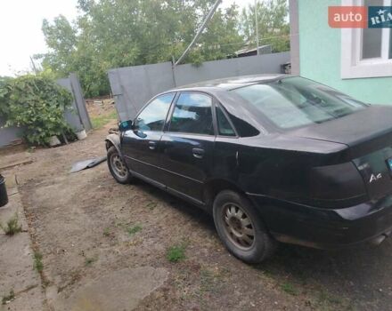 Черный Ауди А4, объемом двигателя 1.6 л и пробегом 280 тыс. км за 1500 $, фото 6 на Automoto.ua