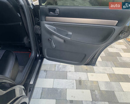 Чорний Ауді А4, об'ємом двигуна 1.6 л та пробігом 296 тис. км за 4150 $, фото 12 на Automoto.ua