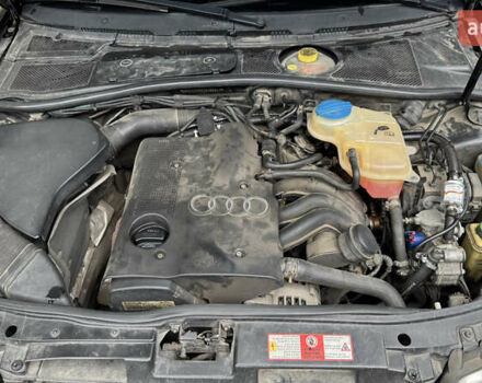 Черный Ауди А4, объемом двигателя 1.6 л и пробегом 295 тыс. км за 4599 $, фото 15 на Automoto.ua