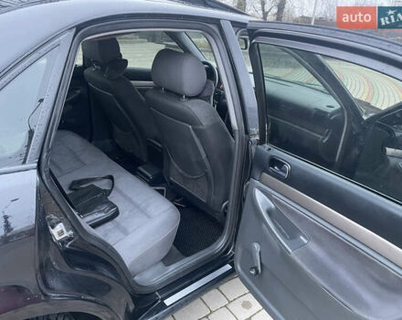 Чорний Ауді А4, об'ємом двигуна 1.6 л та пробігом 378 тис. км за 3200 $, фото 21 на Automoto.ua