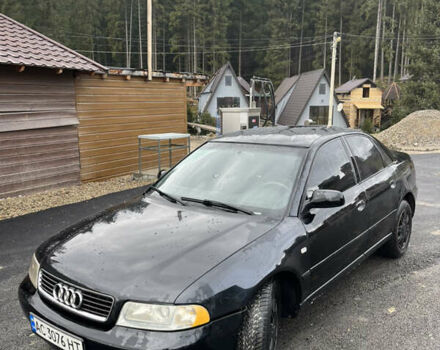 Чорний Ауді А4, об'ємом двигуна 1.8 л та пробігом 362 тис. км за 3750 $, фото 2 на Automoto.ua