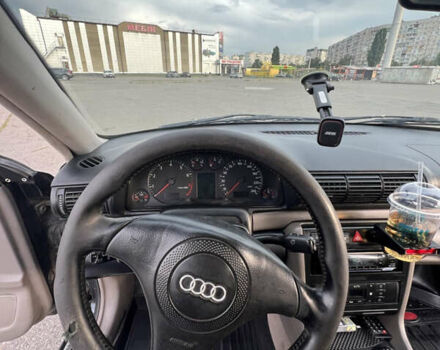 Чорний Ауді А4, об'ємом двигуна 2.39 л та пробігом 391 тис. км за 3950 $, фото 9 на Automoto.ua