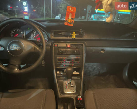 Чорний Ауді А4, об'ємом двигуна 1.98 л та пробігом 296 тис. км за 4399 $, фото 5 на Automoto.ua