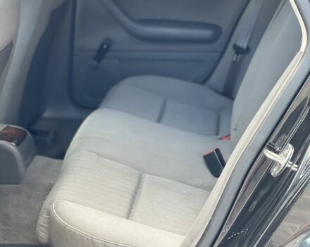 Чорний Ауді А4, об'ємом двигуна 2 л та пробігом 265 тис. км за 5300 $, фото 8 на Automoto.ua