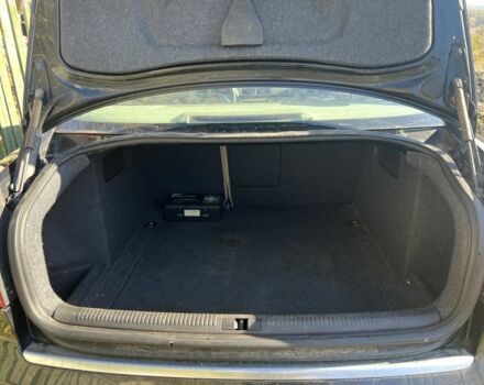 Чорний Ауді А4, об'ємом двигуна 2.5 л та пробігом 340 тис. км за 3400 $, фото 4 на Automoto.ua