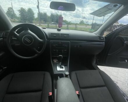 Черный Ауди А4, объемом двигателя 2 л и пробегом 341 тыс. км за 5000 $, фото 5 на Automoto.ua