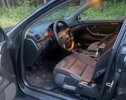 Чорний Ауді А4, об'ємом двигуна 2 л та пробігом 400 тис. км за 2392 $, фото 5 на Automoto.ua