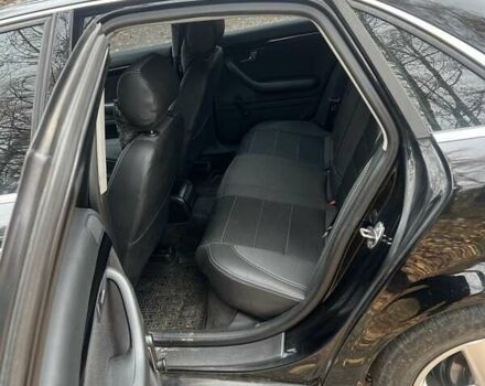 Чорний Ауді А4, об'ємом двигуна 1.8 л та пробігом 212 тис. км за 4700 $, фото 6 на Automoto.ua