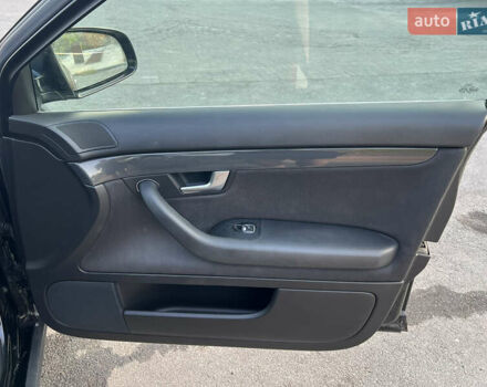 Черный Ауди А4, объемом двигателя 1.6 л и пробегом 215 тыс. км за 5600 $, фото 7 на Automoto.ua