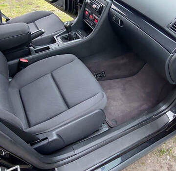 Черный Ауди А4, объемом двигателя 1.9 л и пробегом 280 тыс. км за 4800 $, фото 6 на Automoto.ua