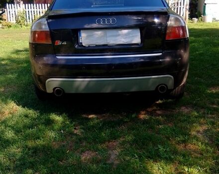 Чорний Ауді А4, об'ємом двигуна 1.8 л та пробігом 345 тис. км за 6000 $, фото 1 на Automoto.ua